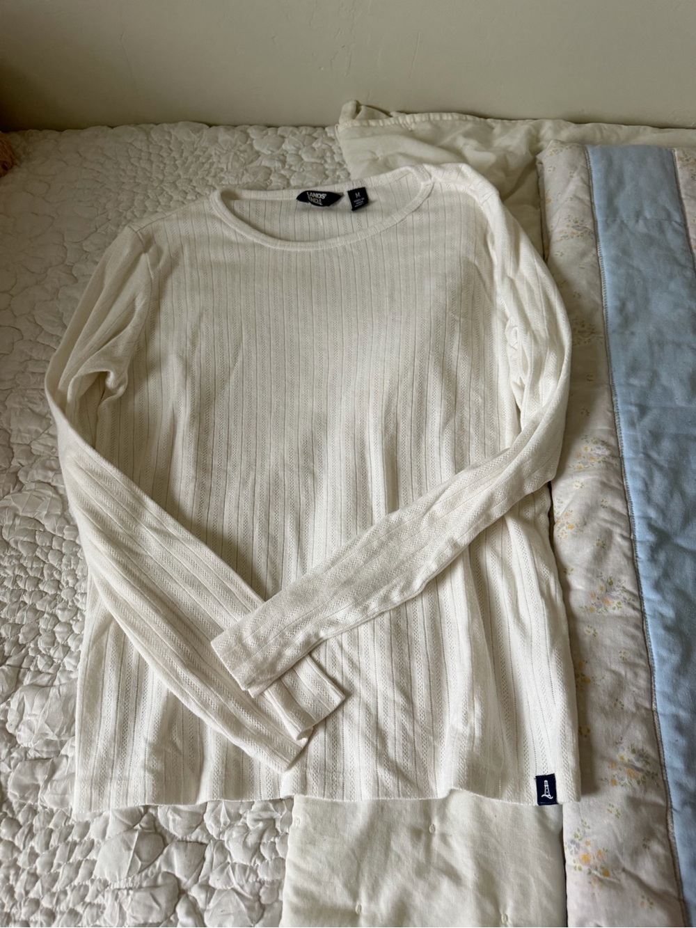 Lands' End Long Sleeve Top size Medium
